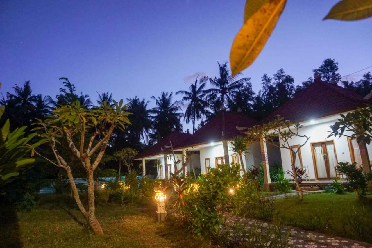 Wabitaka Bungalow Toyapakeh Экстерьер фото