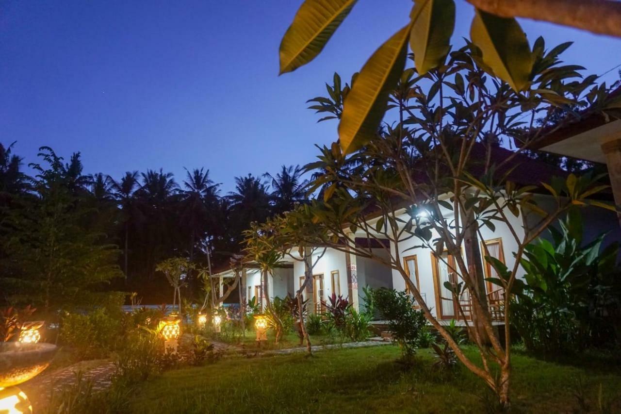 Wabitaka Bungalow Toyapakeh Экстерьер фото